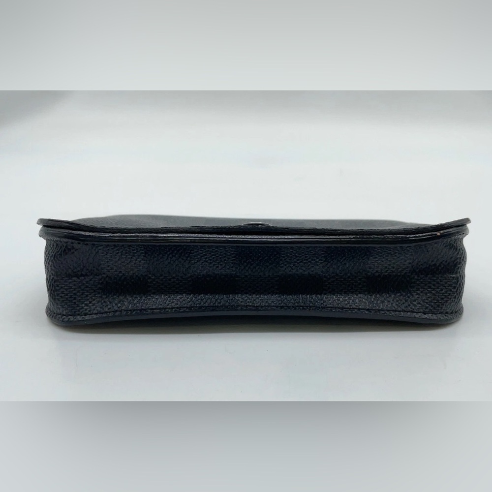 LouisVuitton DamierGraphite Santur Pochette Waist bag or Sling Bag - Picture 5 of 17